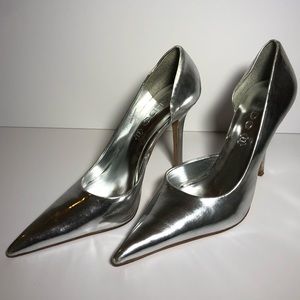 ALDO pointed metallic pumps